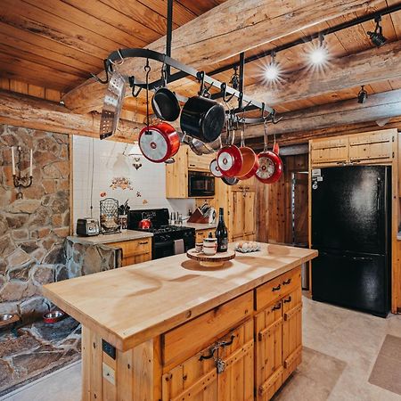 Beautiful Log Home Outside Of 西斯特斯 外观 照片