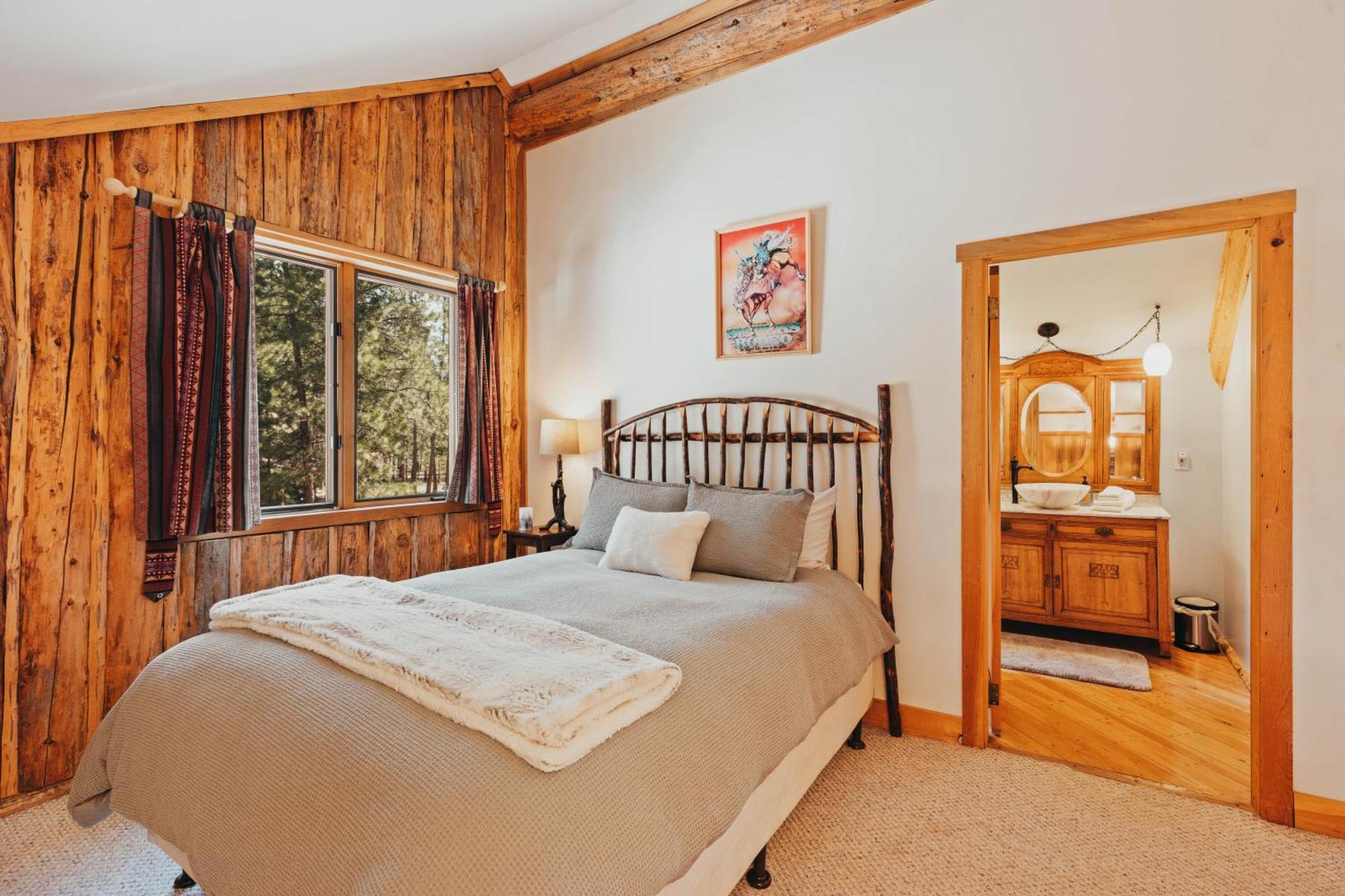 Beautiful Log Home Outside Of 西斯特斯 外观 照片